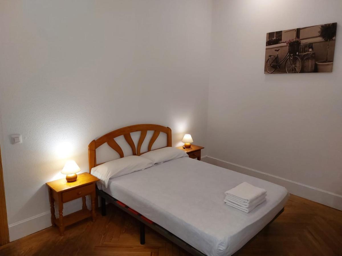 Hostal Miralva Мадрид Экстерьер фото